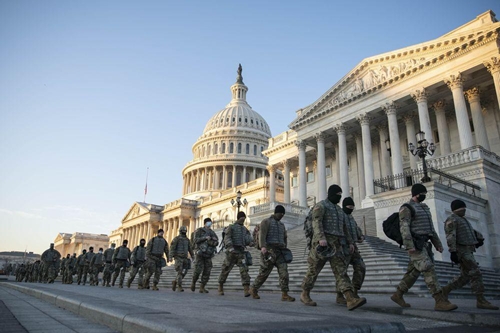 Lầu Năm Góc cân nhắc duy trì Lực lượng Vệ binh quốc gia tại Đồi Capitol